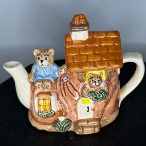 Vintage miniature tea pot